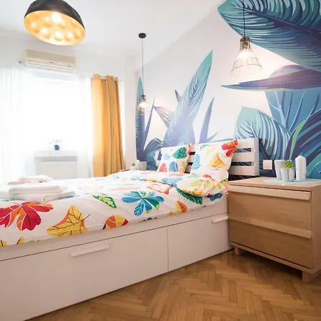 Tropical Old Center Studio Bukareszt